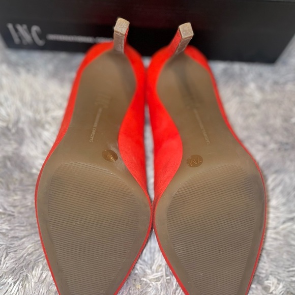 INC ankle strap pointy heels - Picture 2 of 3